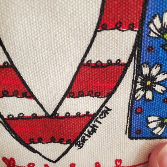 NWT BRIGHTON 2024 VOTE ELECTION DAY POUCH BAG SHOULDER CROSSBODY RED WHITE BLUE - Picture 8 of 15